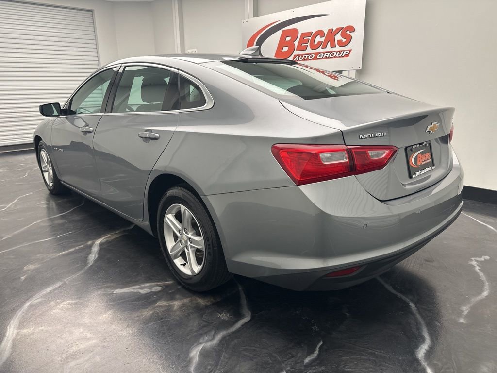 Used 2024 Chevrolet Malibu LT image 4