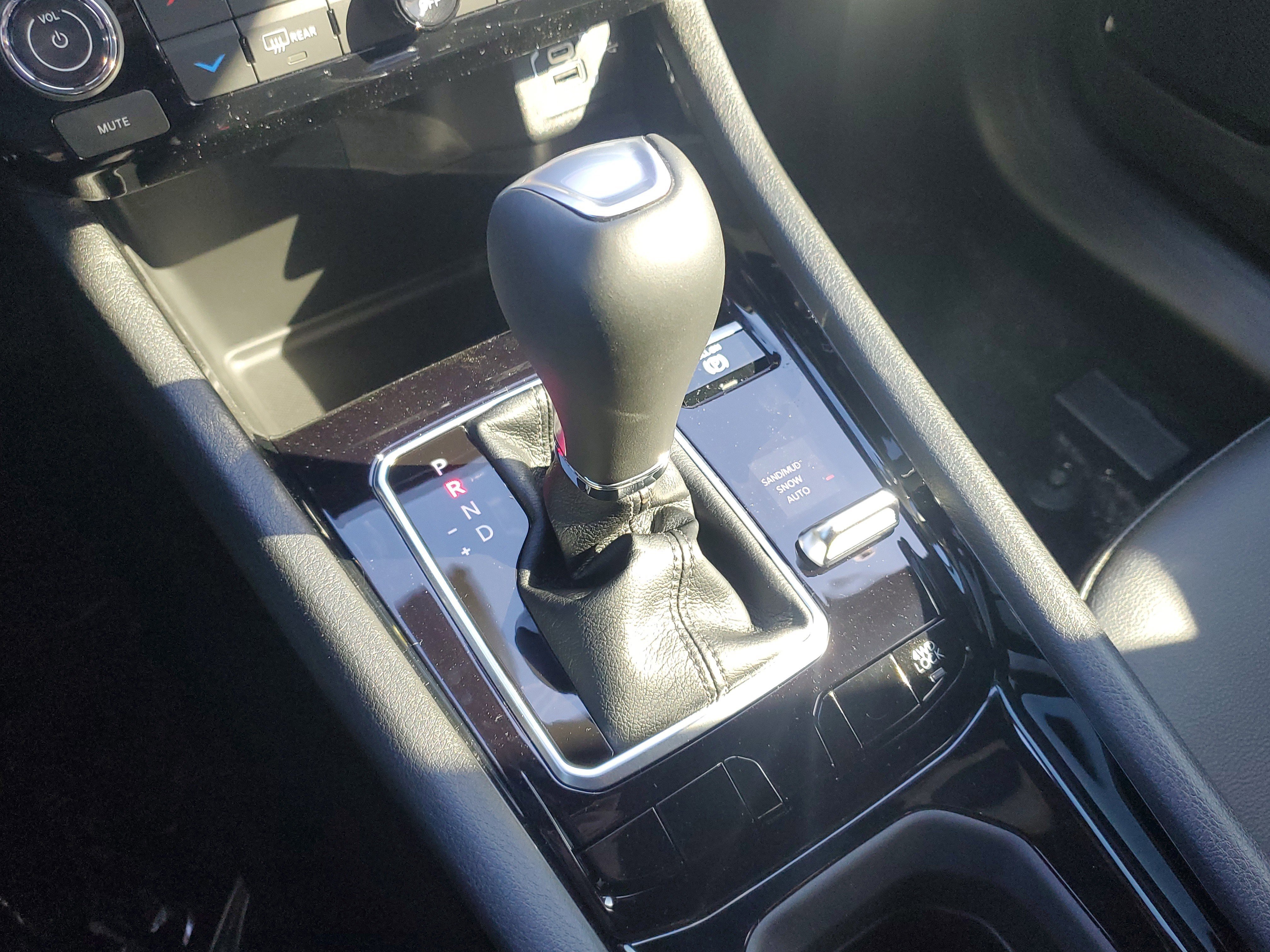 New 2026 Jeep Compass Latitude image 18