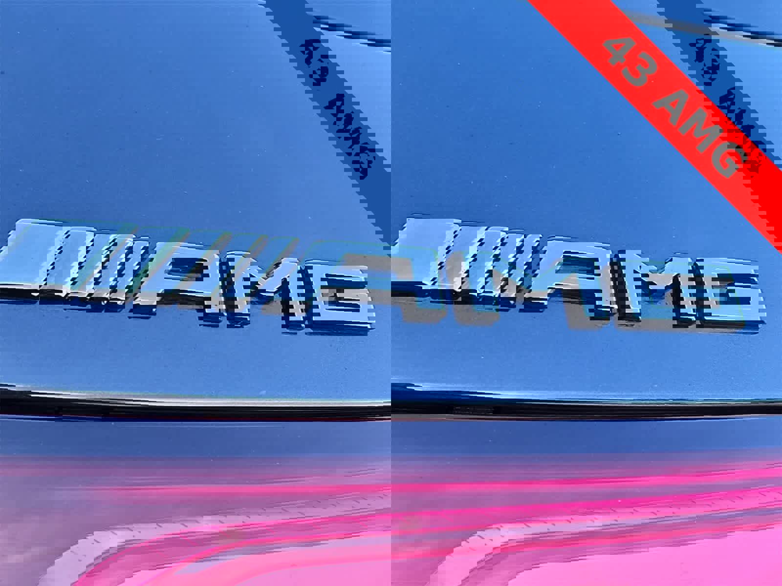 Used 2024 Mercedes-Benz GLC 43 AMG 4MATIC image 11