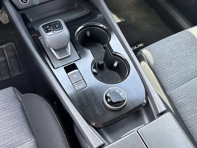Certified 2023 Nissan Rogue SV image 19