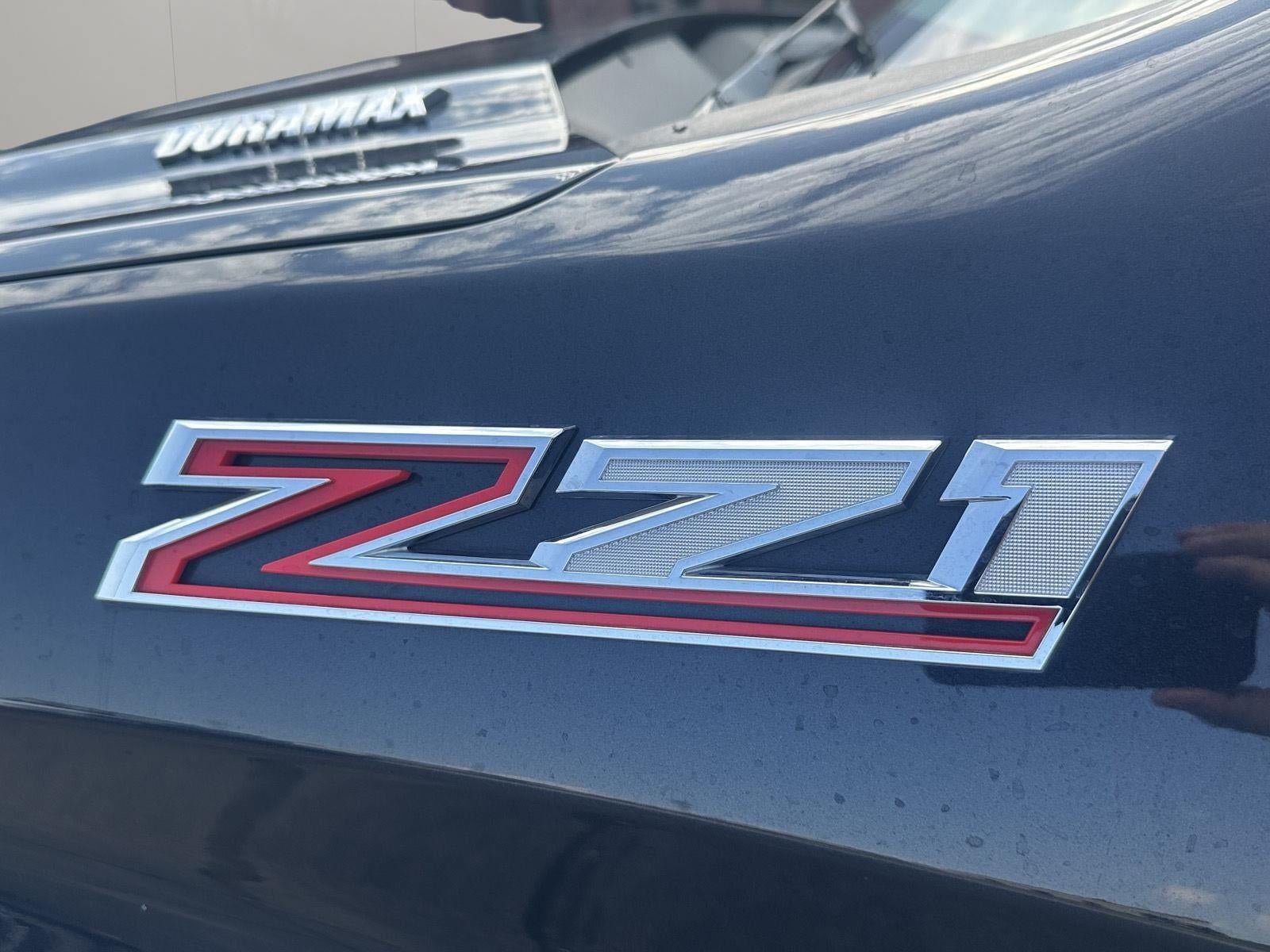 Used 2024 Chevrolet Silverado 1500 LT AWD/4WD image 37