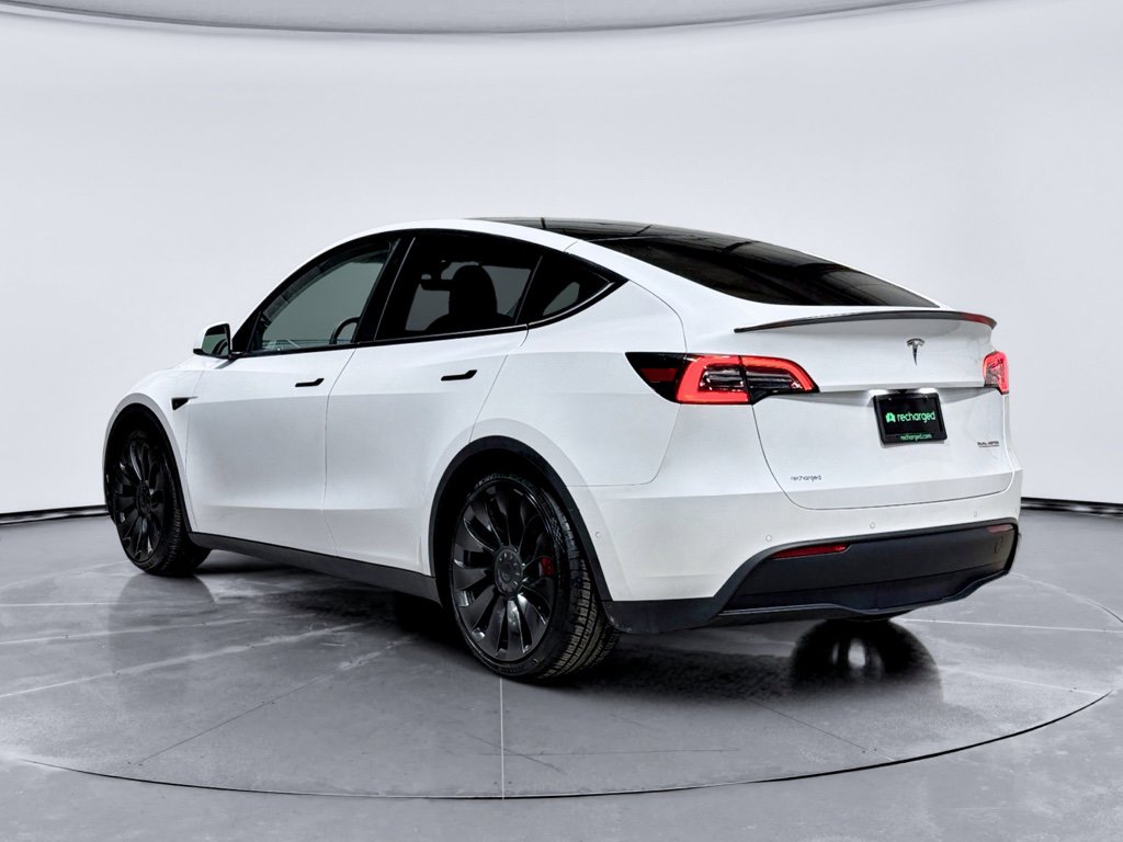 Used 2022 Tesla Model Y Performance image 2