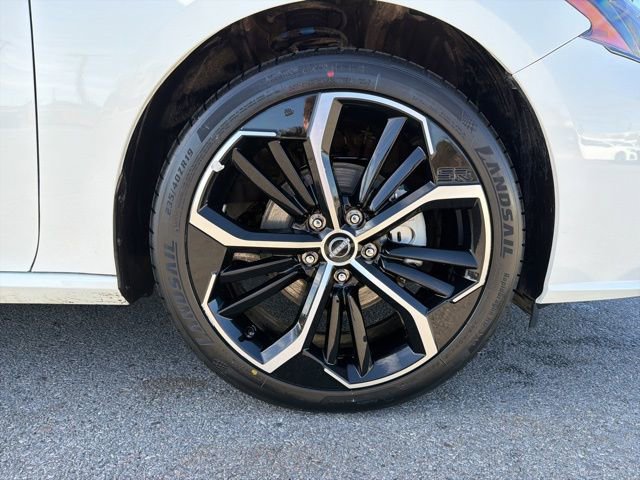 Used 2025 Nissan Altima 2.5 SR image 35