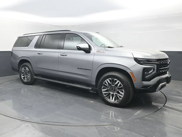 Used 2025 Chevrolet Suburban Z71 AWD/4WD image 8