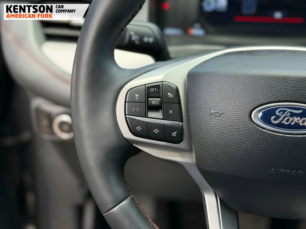 Used 2025 Ford Explorer Active w/ Active Comfort Package AWD/4WD image 14