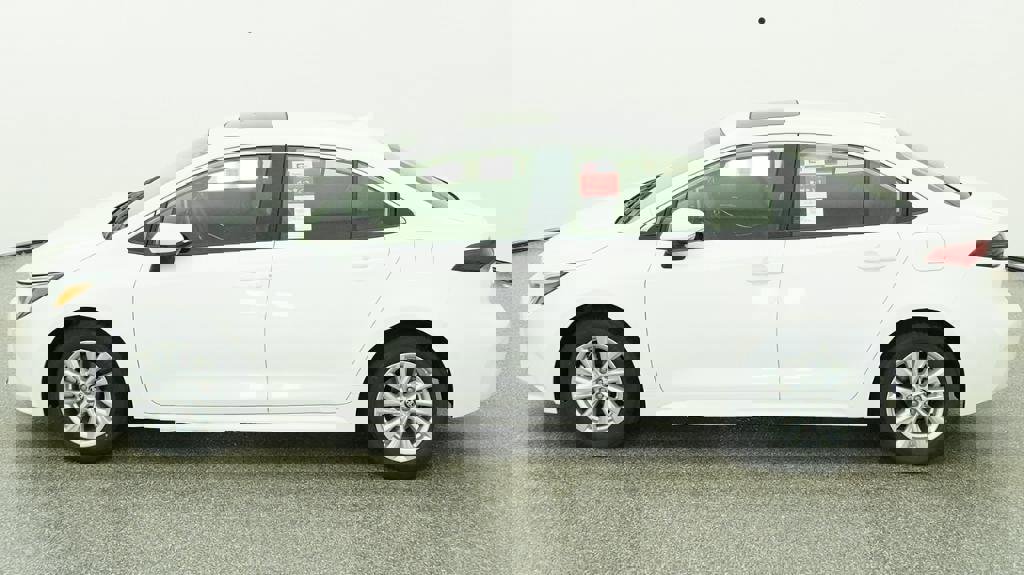 New 2026 Toyota Corolla XLE FWD image 5