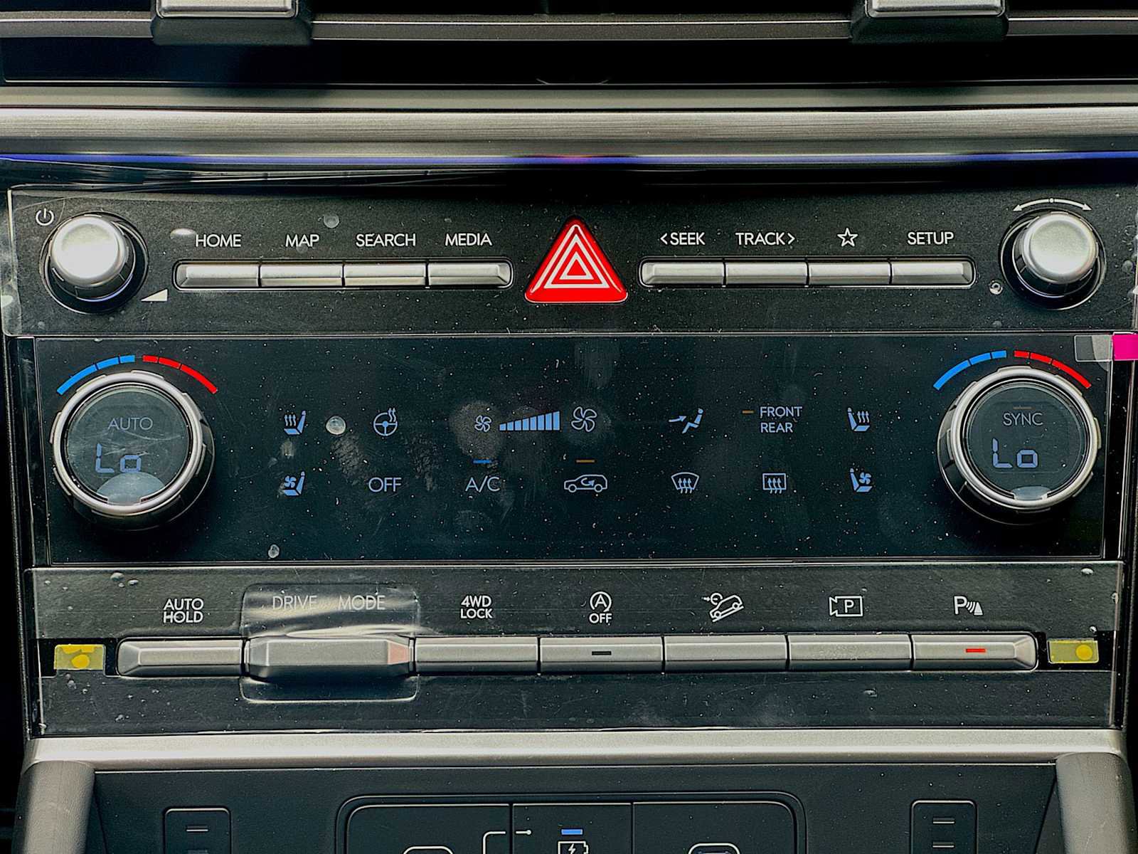 New 2026 Hyundai Santa Fe Limited AWD/4WD image 9