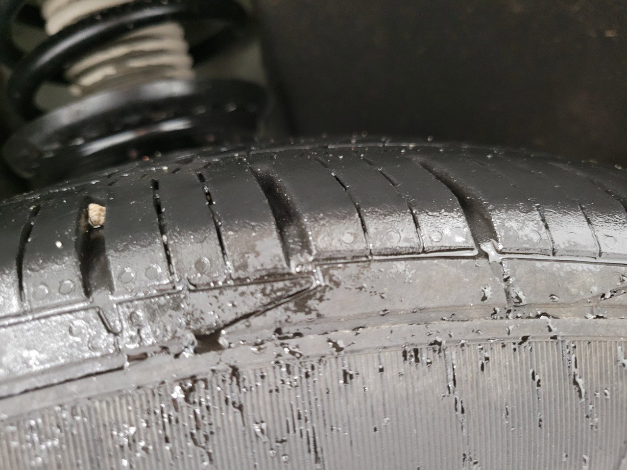 Used 2023 Buick Enclave Essence w/ Experience Buick Package image 4