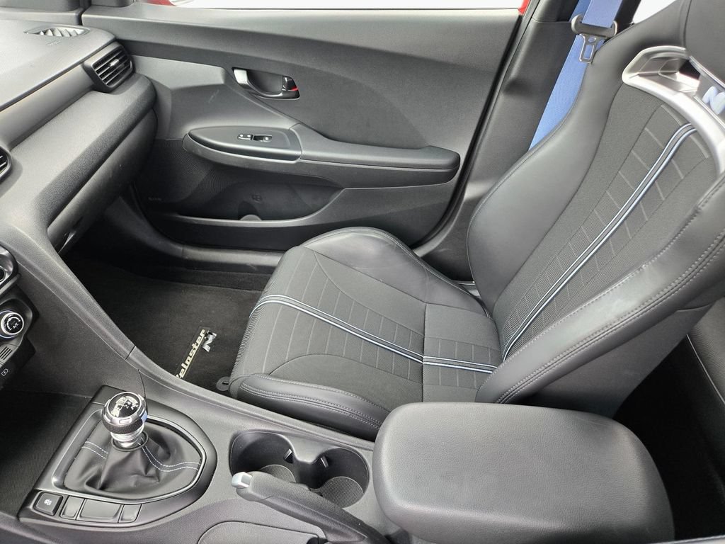 Used 2022 Hyundai Veloster N FWD image 18