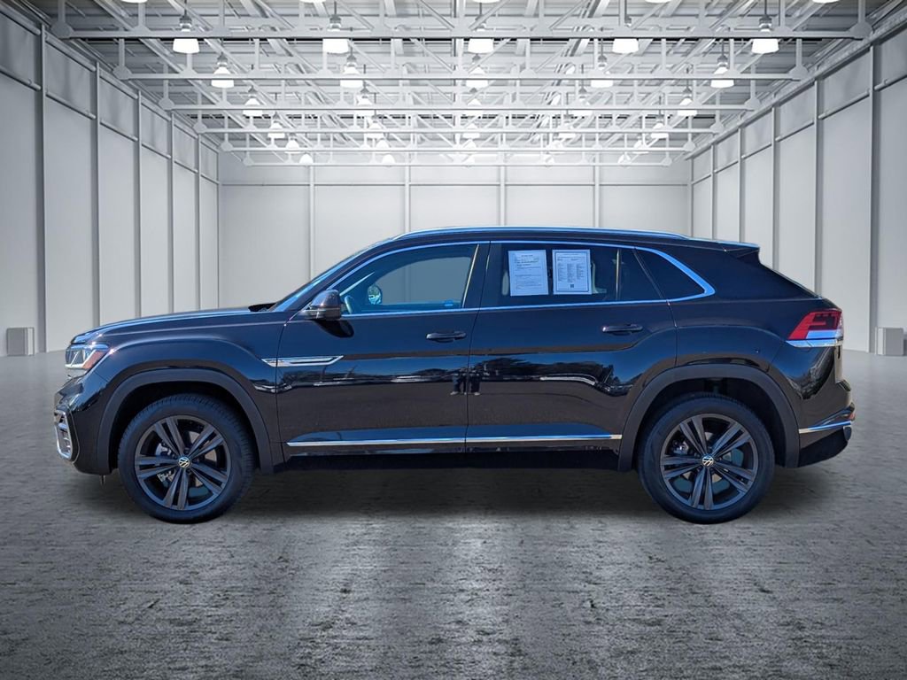 Certified 2022 Volkswagen Atlas Cross Sport SEL R-Line image 2