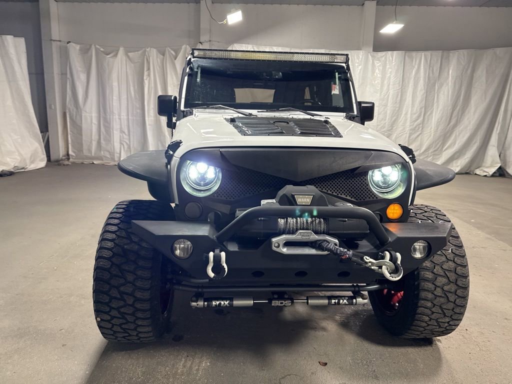 Used 2017 Jeep Wrangler Unlimited Sahara w/ Connectivity Group video 2