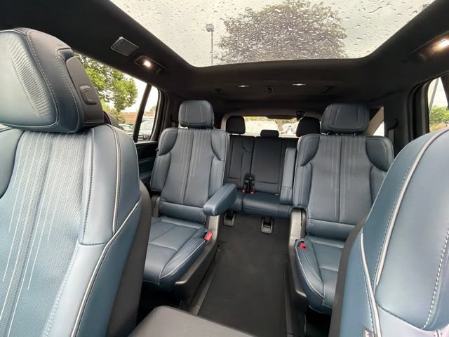 Used 2025 Cadillac Escalade IQ Luxury 2 w/ LPO, Premium Carpet Package AWD/4WD image 14