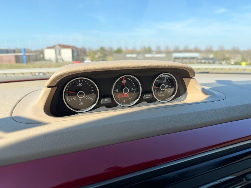 Used 2013 Volkswagen Beetle TDI image 18