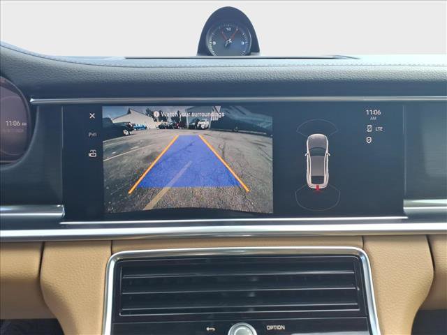 Used 2022 Porsche Panamera 4 Platinum Edition AWD/4WD image 25