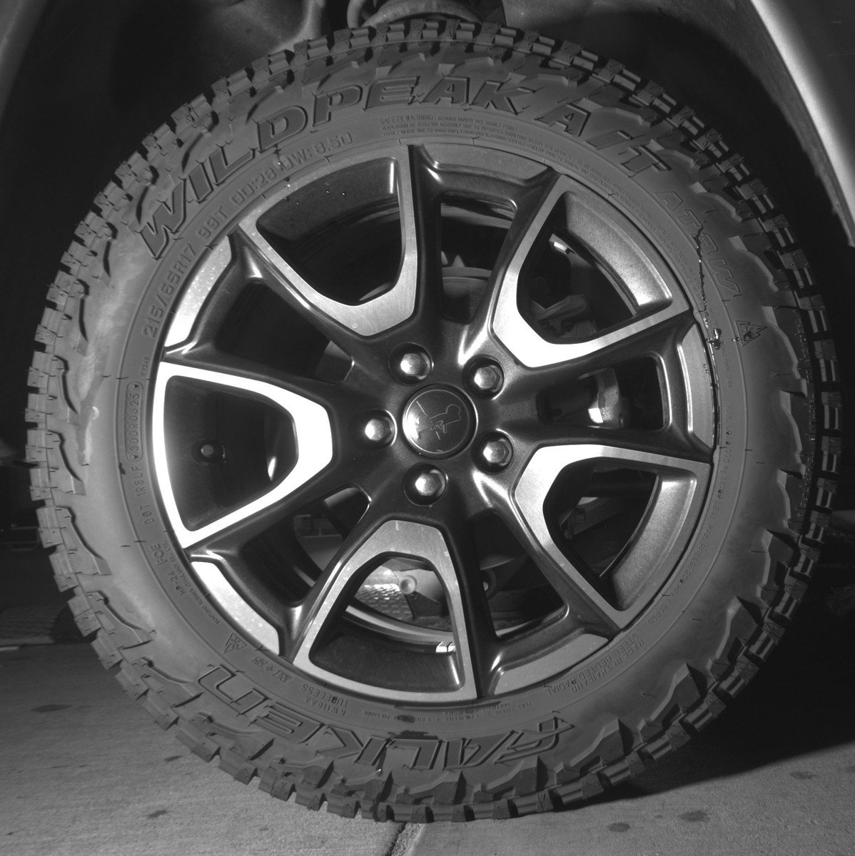 Used 2025 Jeep Compass Trailhawk image 15