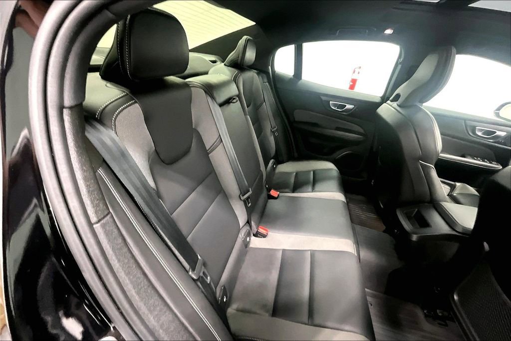 Used 2024 Volvo S60 B5 Plus w/ Protection Package Premier image 36