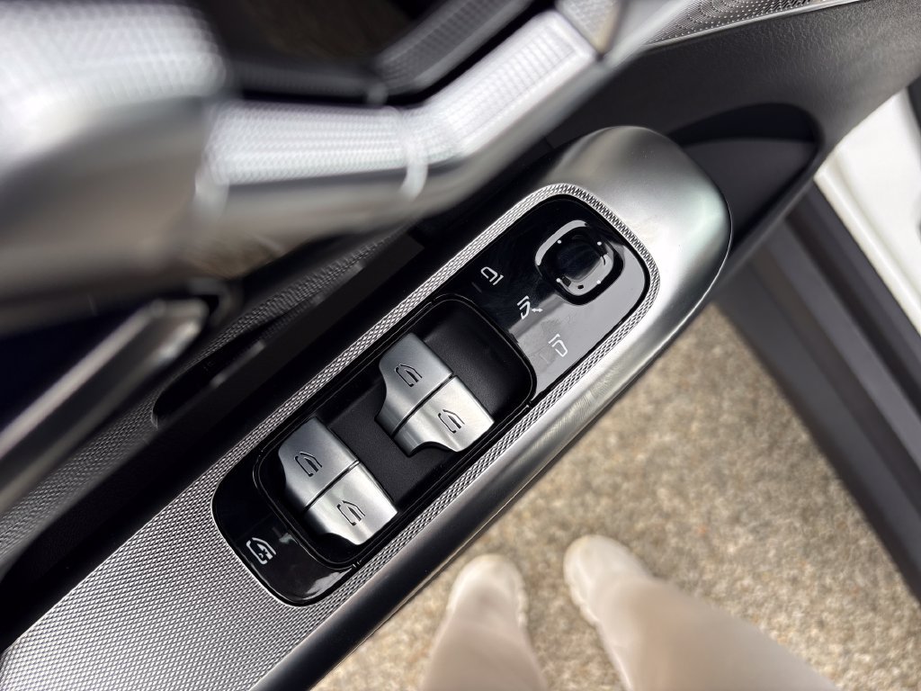 New 2026 Mercedes-Benz GLC 300 4MATIC image 11
