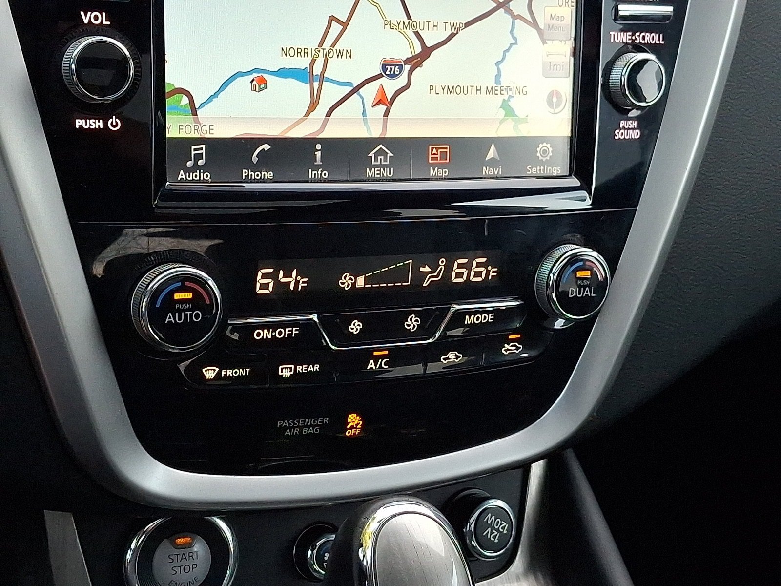 Used 2015 Nissan Murano Platinum w/ Platinum Technology Package AWD/4WD image 16