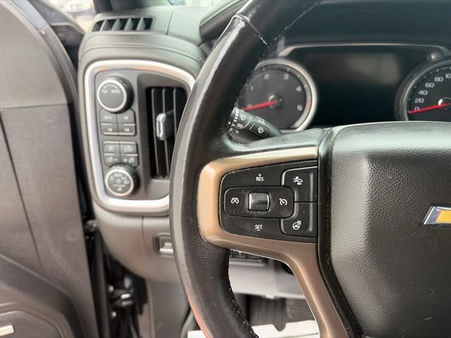 Used 2022 Chevrolet Silverado 2500 High Country w/ Technology Package AWD/4WD image 16