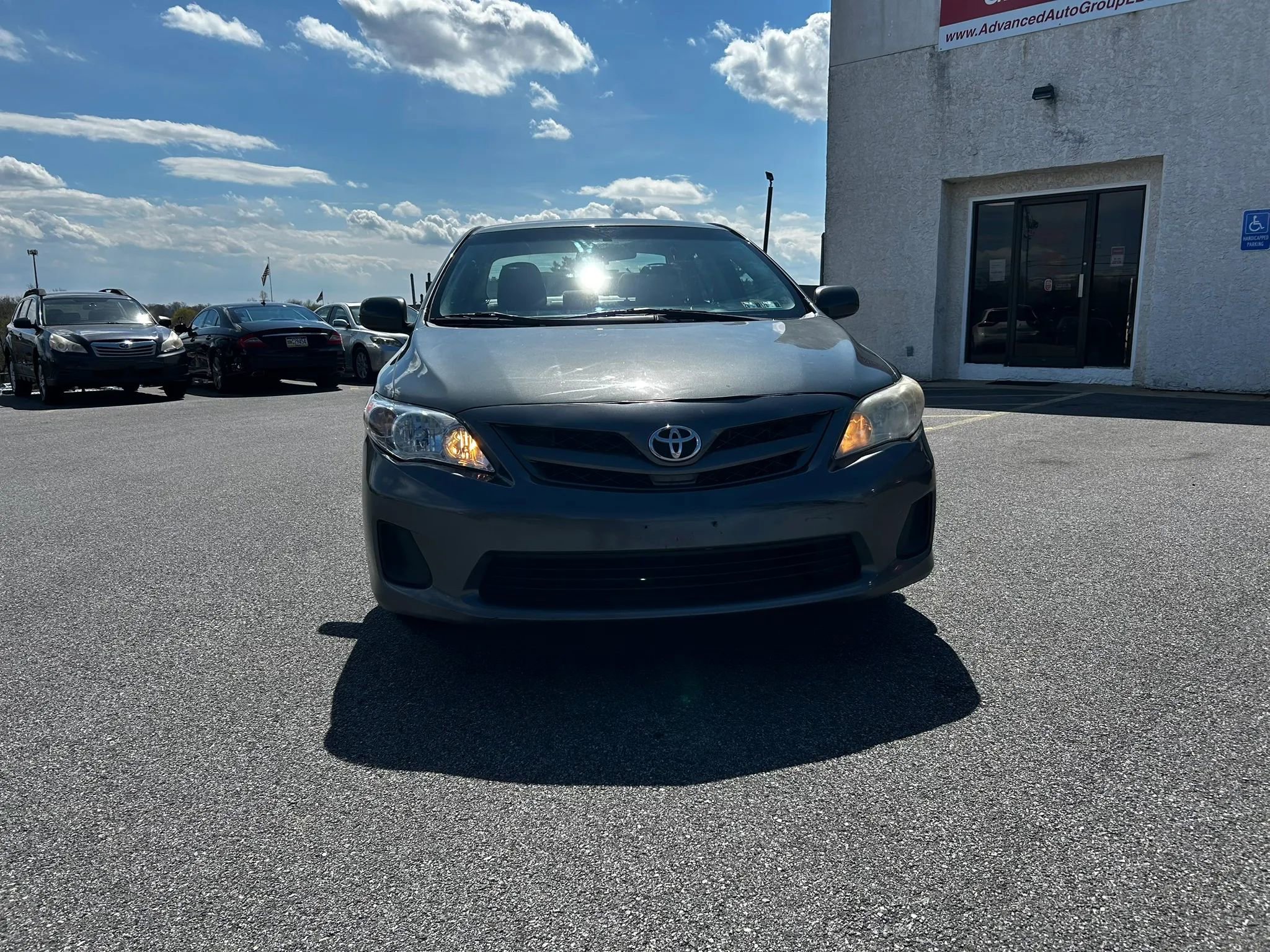 Used 2011 Toyota Corolla LE image 2