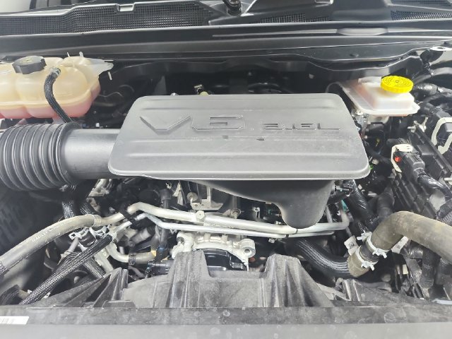 Used 2025 RAM 1500 Big Horn AWD/4WD image 18