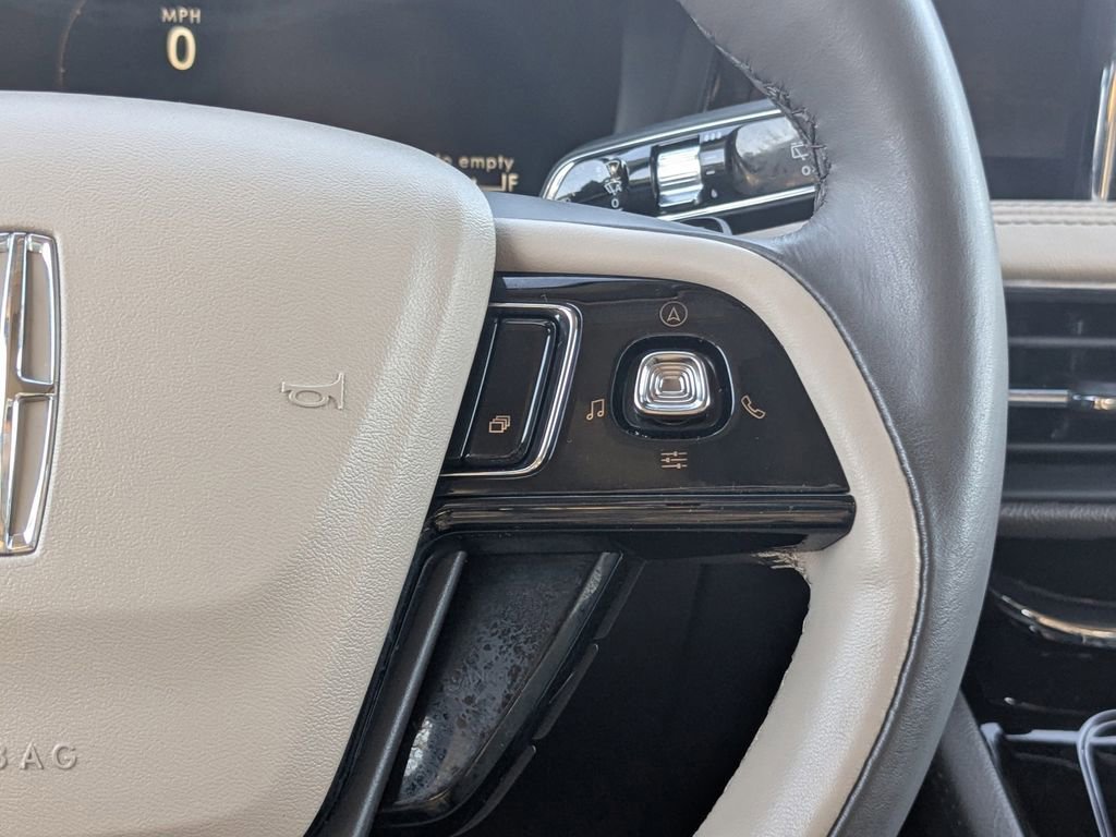 Used 2022 Lincoln Corsair Reserve w/ Elements Package image 29