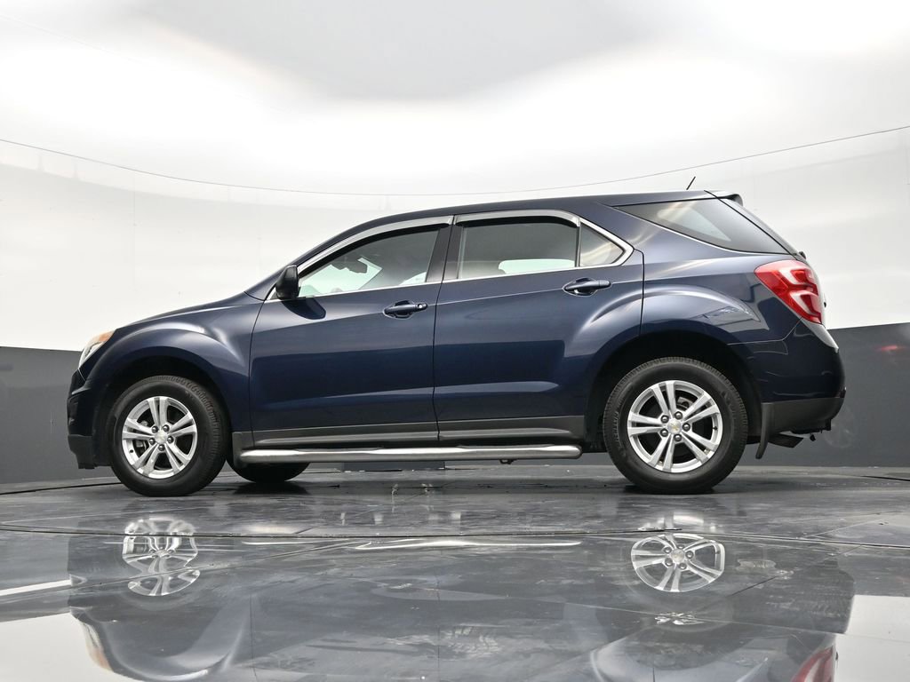 Used 2017 Chevrolet Equinox LS image 21