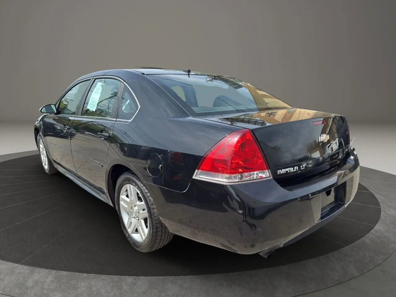 Used 2016 Chevrolet Impala LT image 8