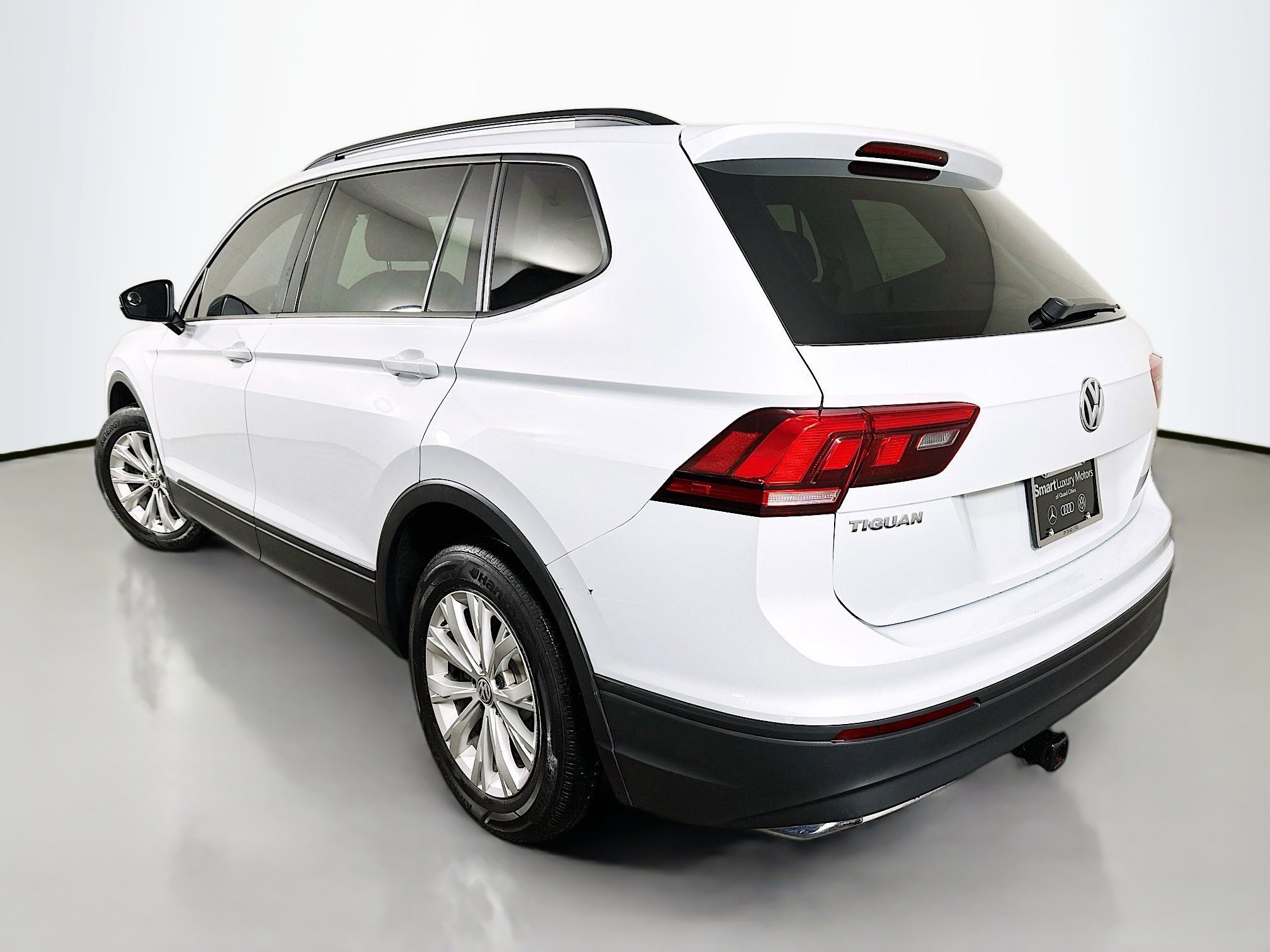 Used 2018 Volkswagen Tiguan S AWD/4WD image 5