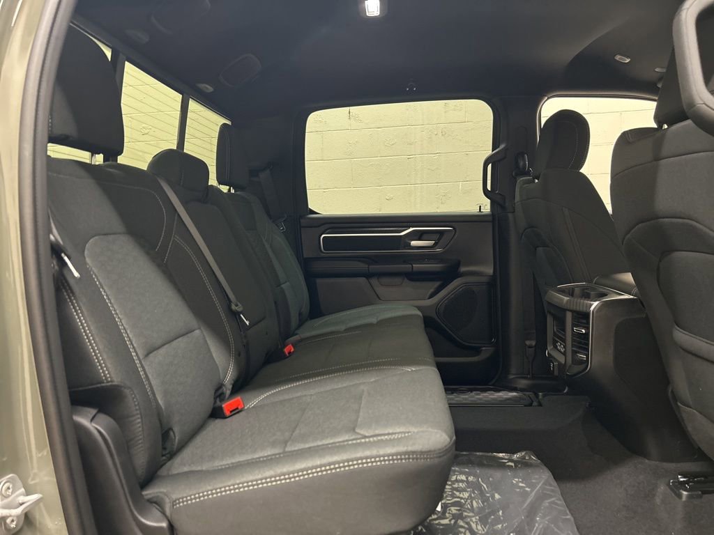 New 2026 RAM 1500 Big Horn AWD/4WD image 11