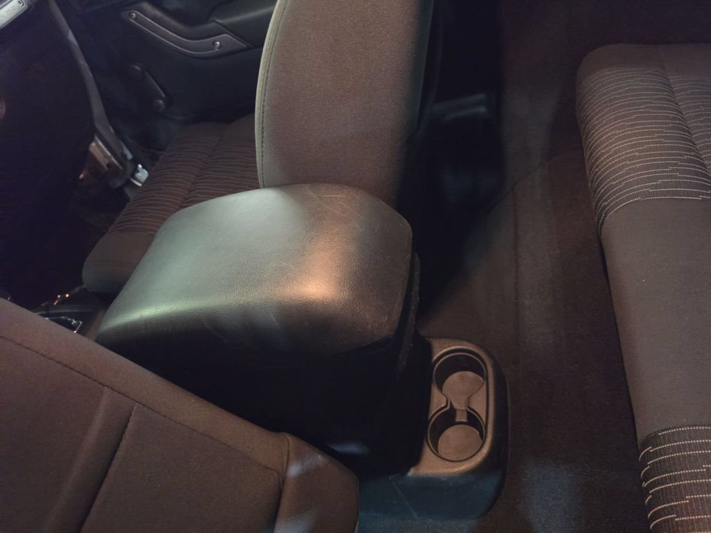 Used 2012 Jeep Wrangler Sport AWD/4WD image 21