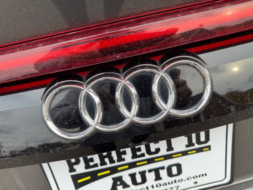 Used 2019 Audi Q8 Prestige image 13