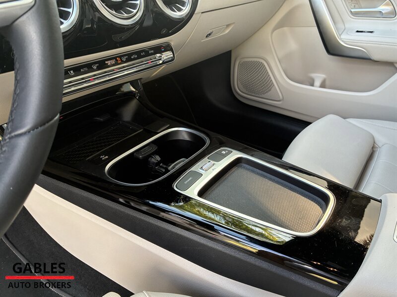 Used 2025 Mercedes-Benz CLA 250 image 25