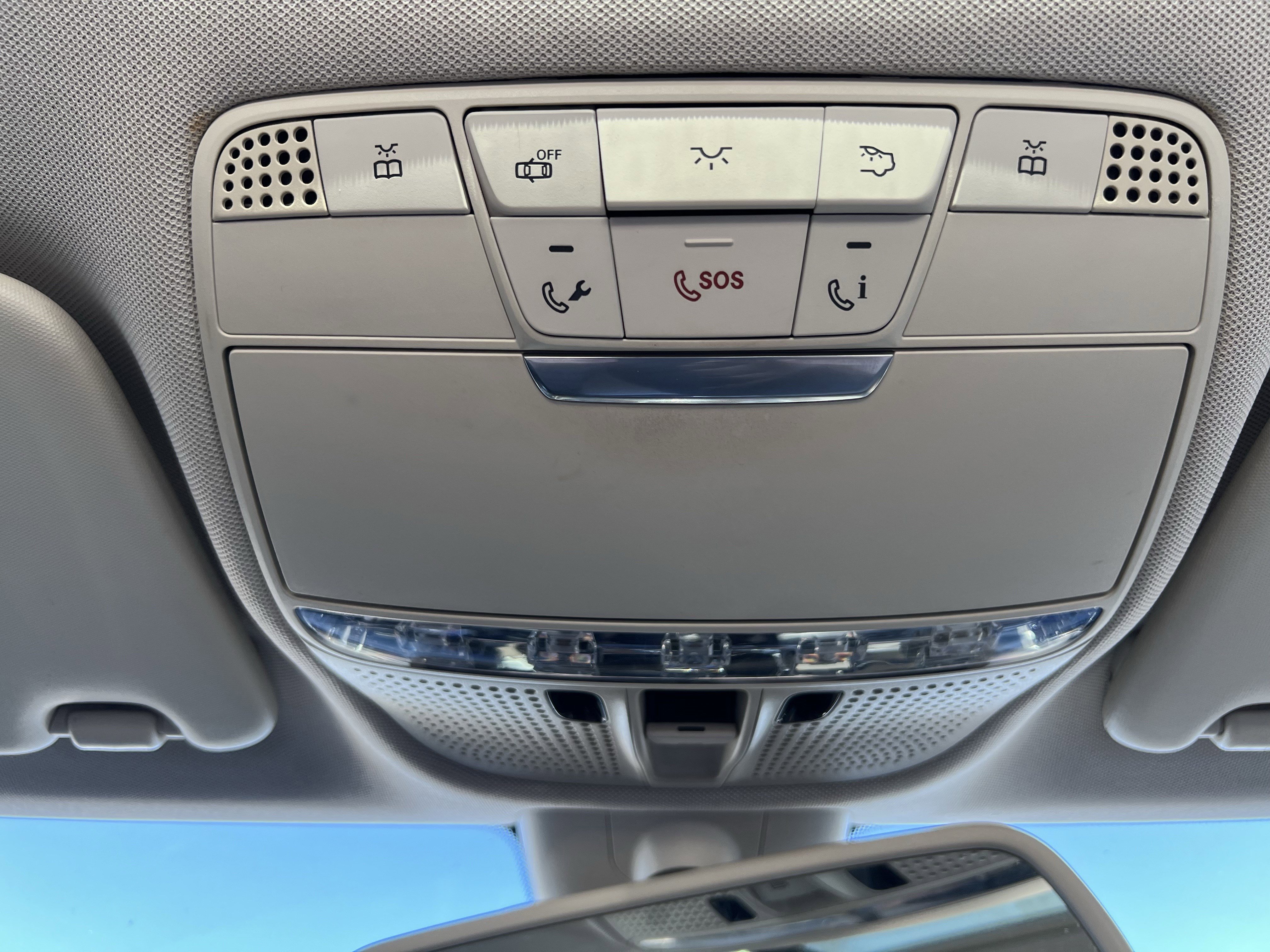 Used 2015 Mercedes-Benz C 300 4MATIC Sedan image 28