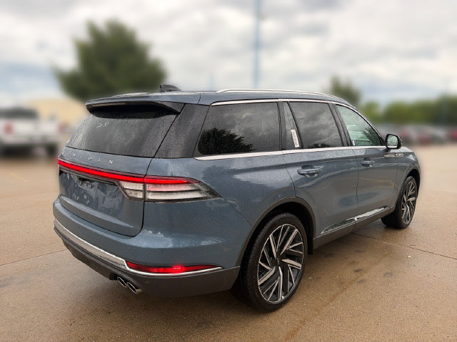 New 2026 Lincoln Aviator Reserve AWD/4WD image 6
