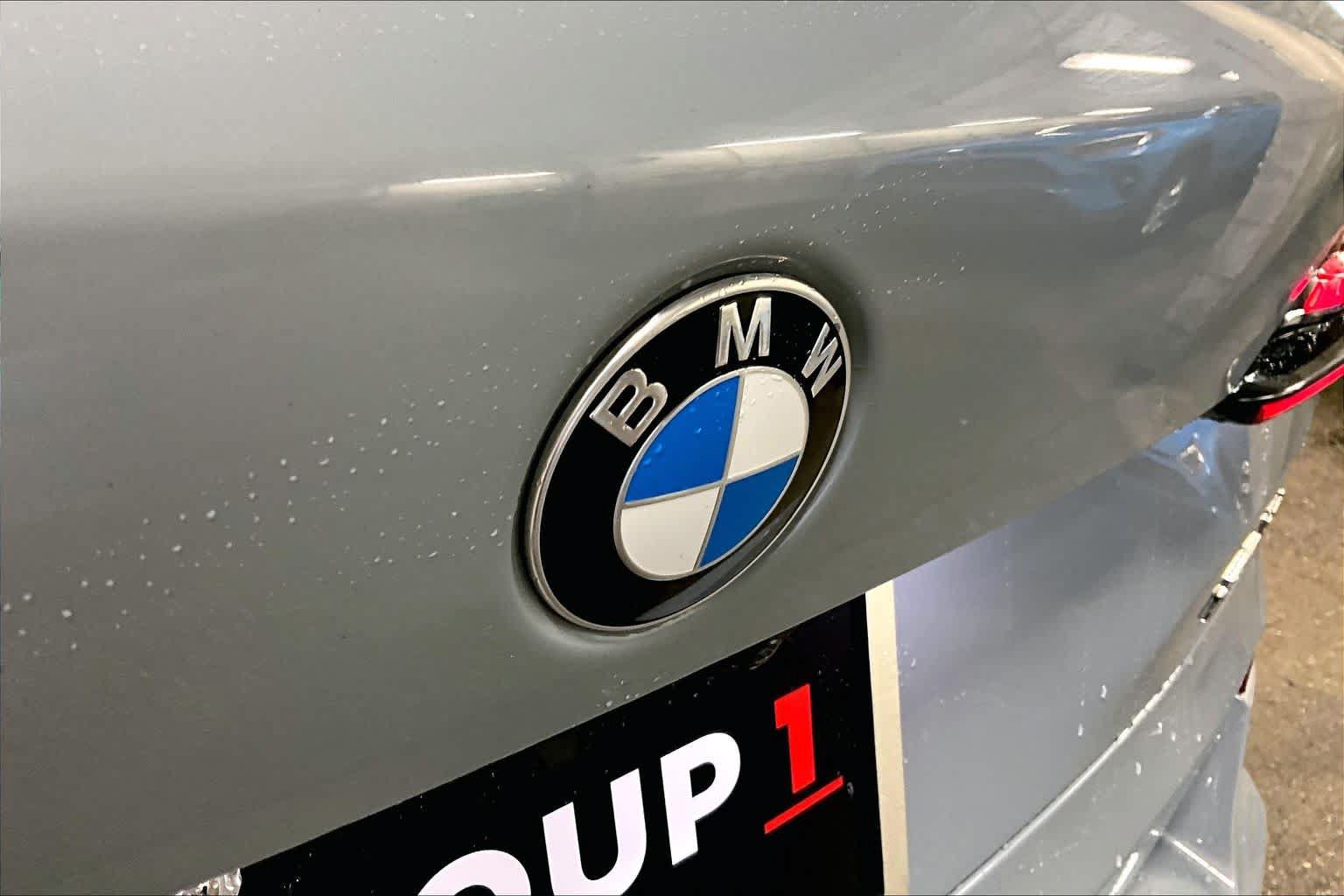 Used 2024 BMW X5 xDrive40i w/ M Sport Package AWD/4WD image 30