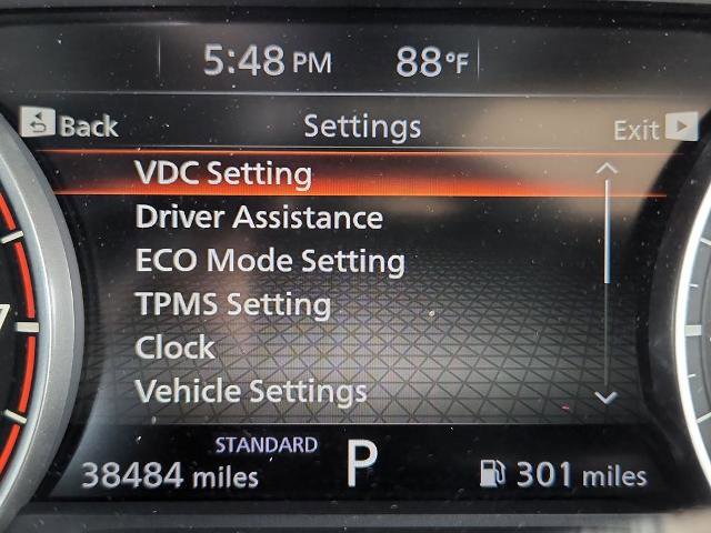 Certified 2023 Nissan Rogue SV image 26