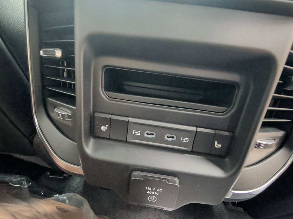 New 2026 RAM 1500 Laramie w/ Night Edition AWD/4WD image 15