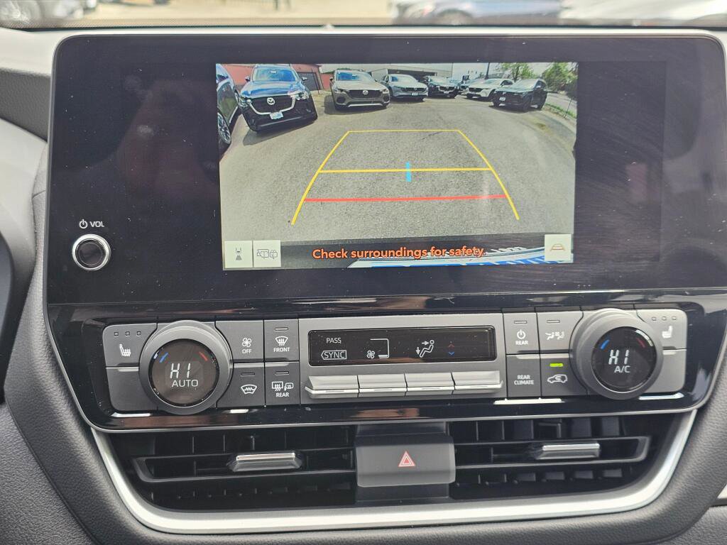 Used 2025 Toyota Grand Highlander FWD image 30