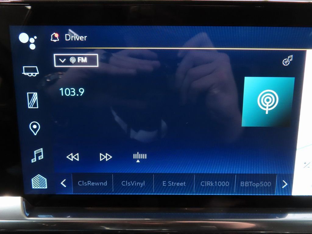 Used 2025 Chevrolet Silverado 2500 LT image 25