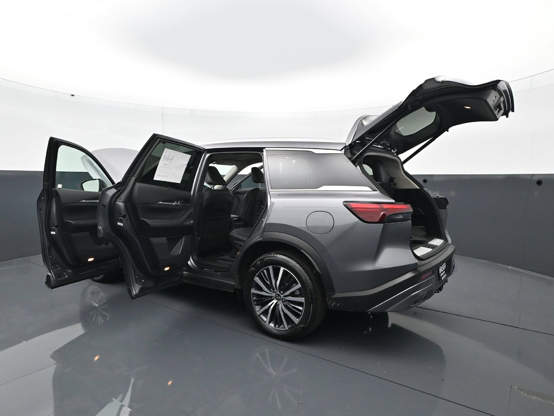Used 2024 INFINITI QX60 Sensory AWD/4WD image 37