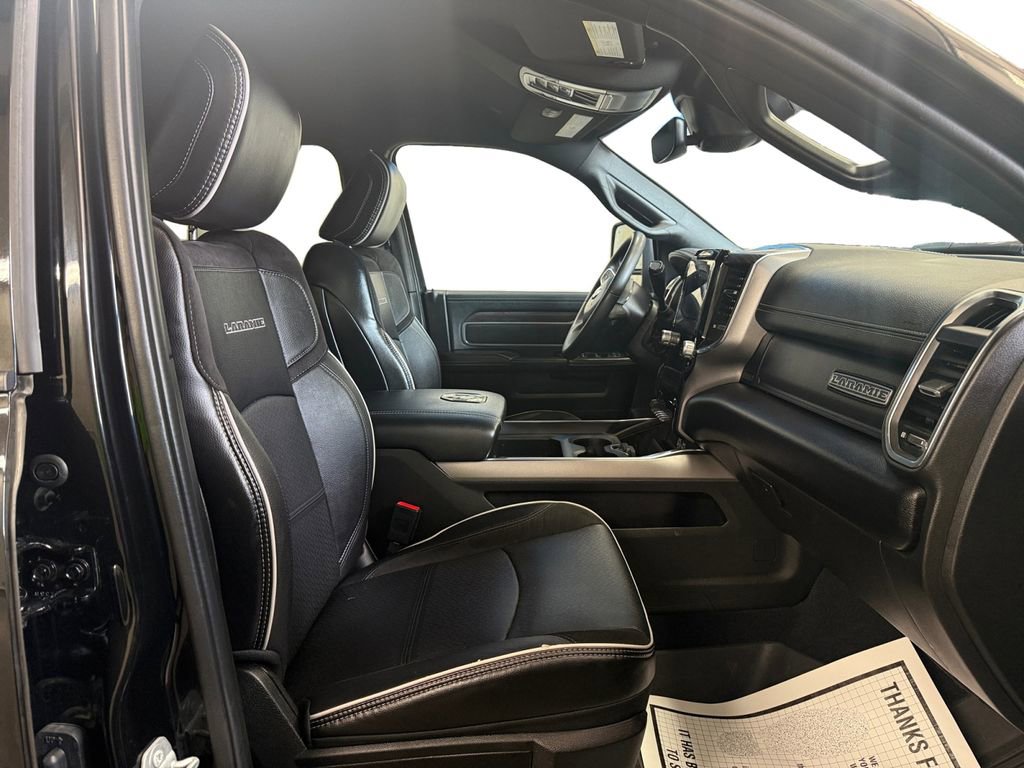 Used 2025 RAM 2500 Laramie w/ Night Edition AWD/4WD image 17