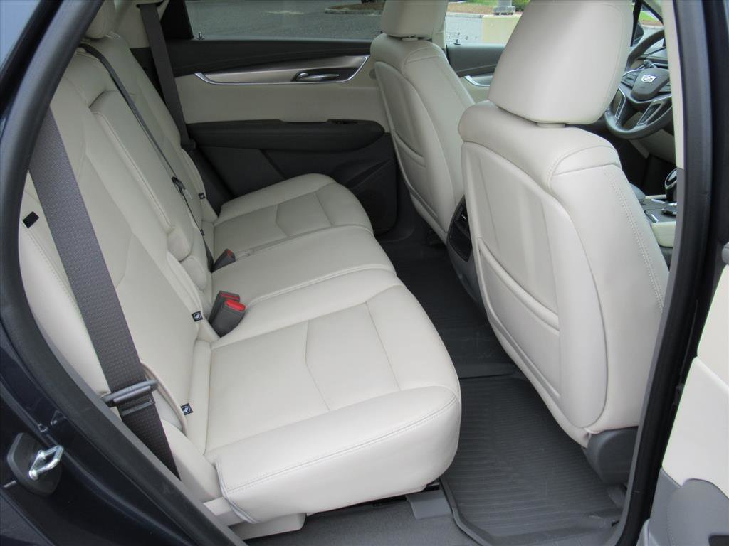 Used 2019 Cadillac XT5 Premium Luxury FWD image 30