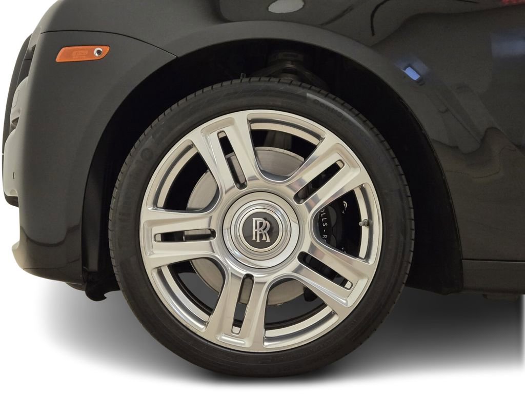 Certified 2017 Rolls-Royce Ghost image 9