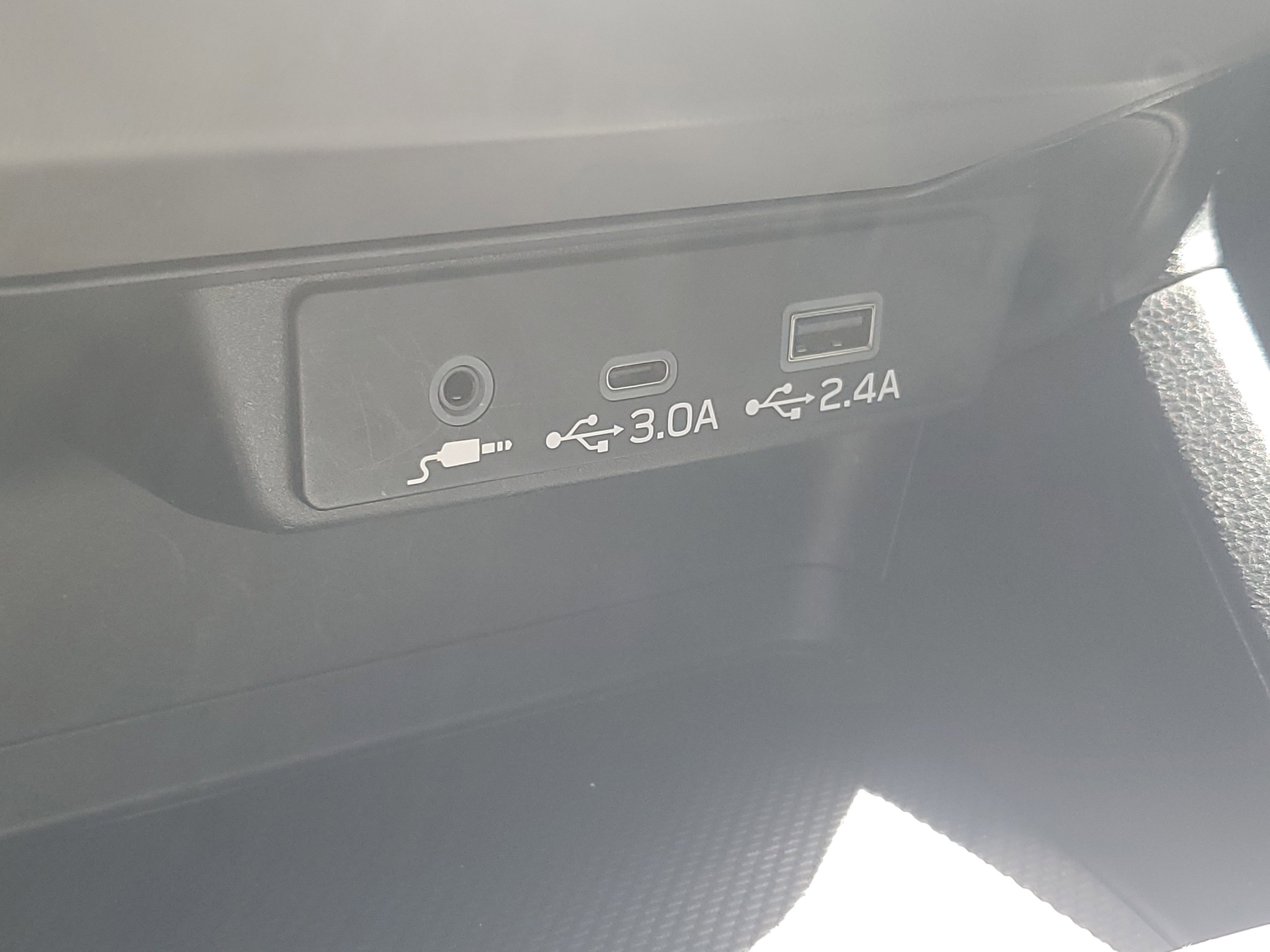 Used 2024 Subaru Crosstrek 2.0i Premium image 21