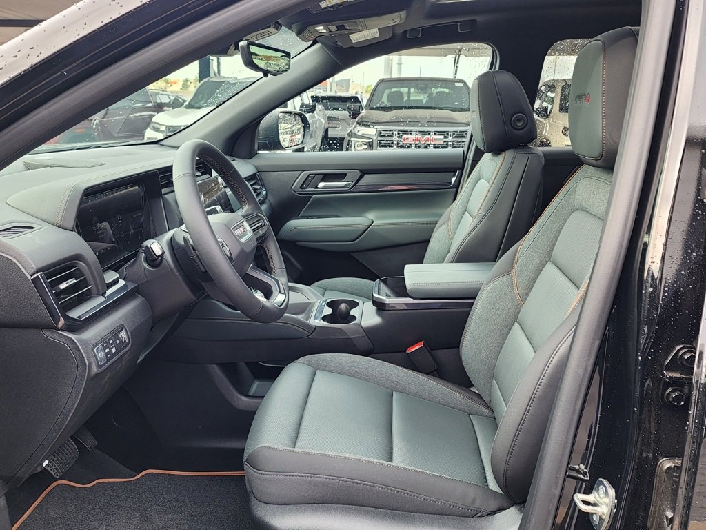 New 2026 GMC Terrain AT4 w/ Convenience Package III image 15