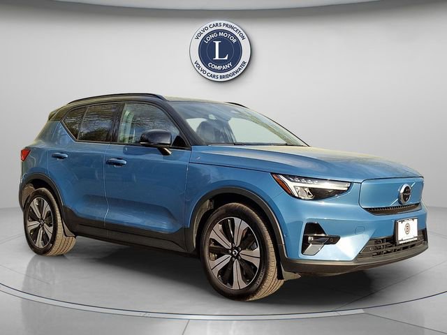 Certified 2023 Volvo XC40 Recharge Plus AWD/4WD image 1