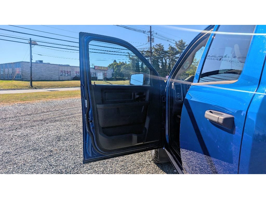 Used 2016 RAM 1500 Express image 9