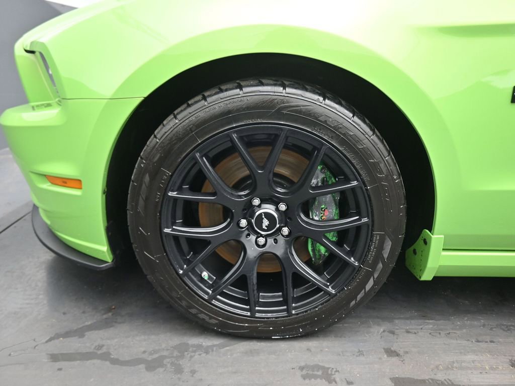 Used 2014 Ford Mustang GT Premium w/ GT Track Package RWD image 43