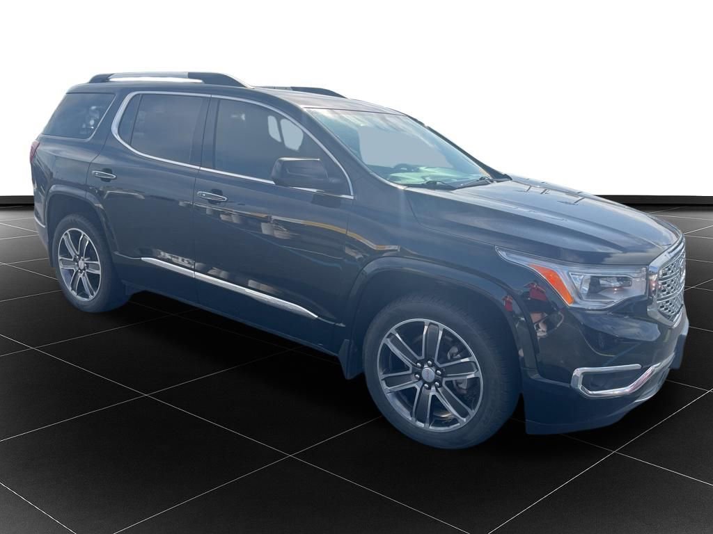 Used 2017 GMC Acadia Denali w/ Technology Package AWD/4WD image 7